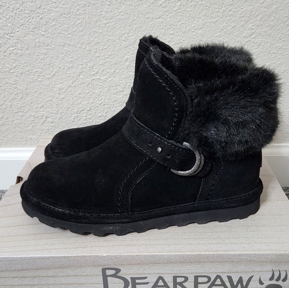 Bearpaw Ankle Boots - Picture 2 of 6